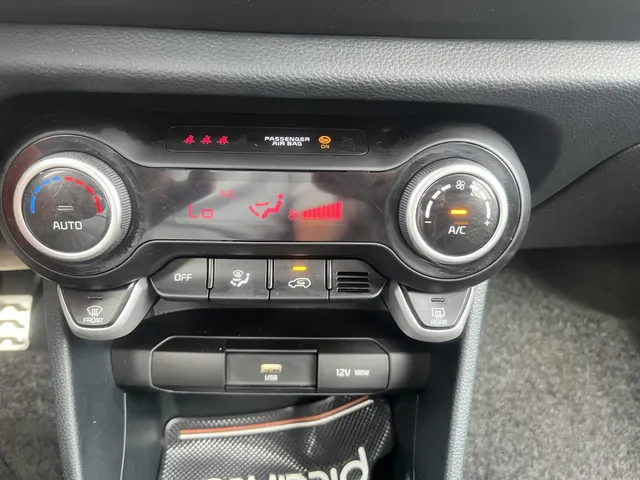 Kia Picanto 1.0 DPi Gt PlusLine 5p Meest Luxe uitvoering| Lederen bekleding| Alle accessoires| Rijklaar| Apple Carplay/Android Auto