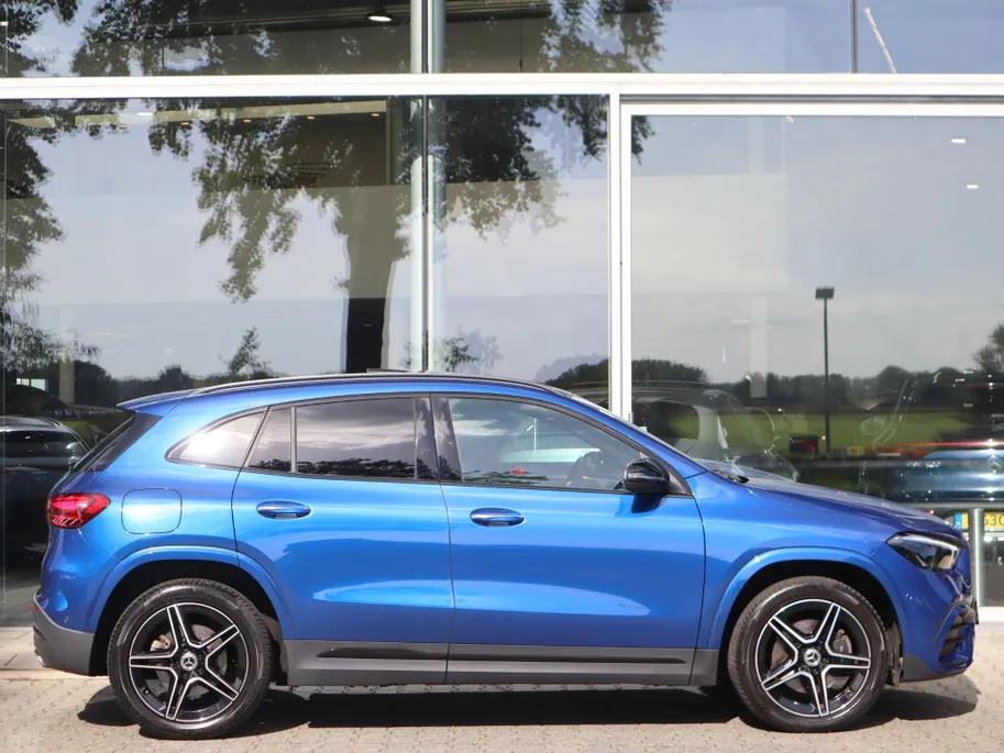 Mercedes-Benz GLA 250 e Star Edition AMG Line l Trekhaak l Keyless l Verwarmbare voorstoelen