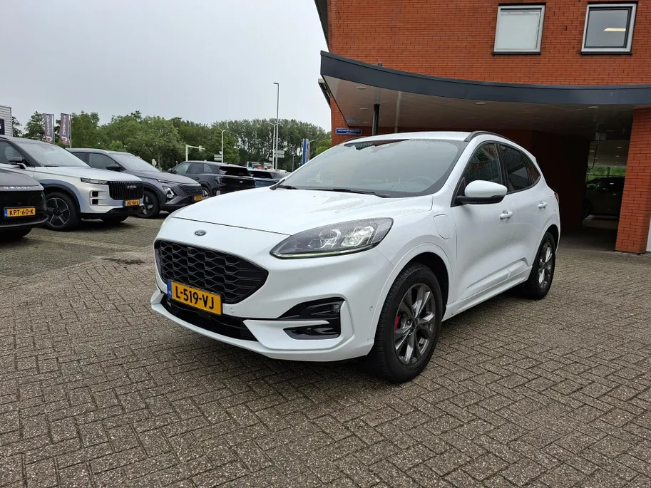 Ford Kuga 2.5 PHEV ST-Line X TREKHAAK / WINTERPAKKET.