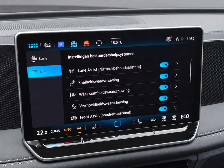Volkswagen Tiguan 1.5 eHybrid 204pk DSG Life · 360 Camera · Wegklapbare Trekhaak · Dodehoek Detectie · Stoel-& Stuurverwarming · 17'' Inch · Garantie t/m 14-12-2030 of 100.000km