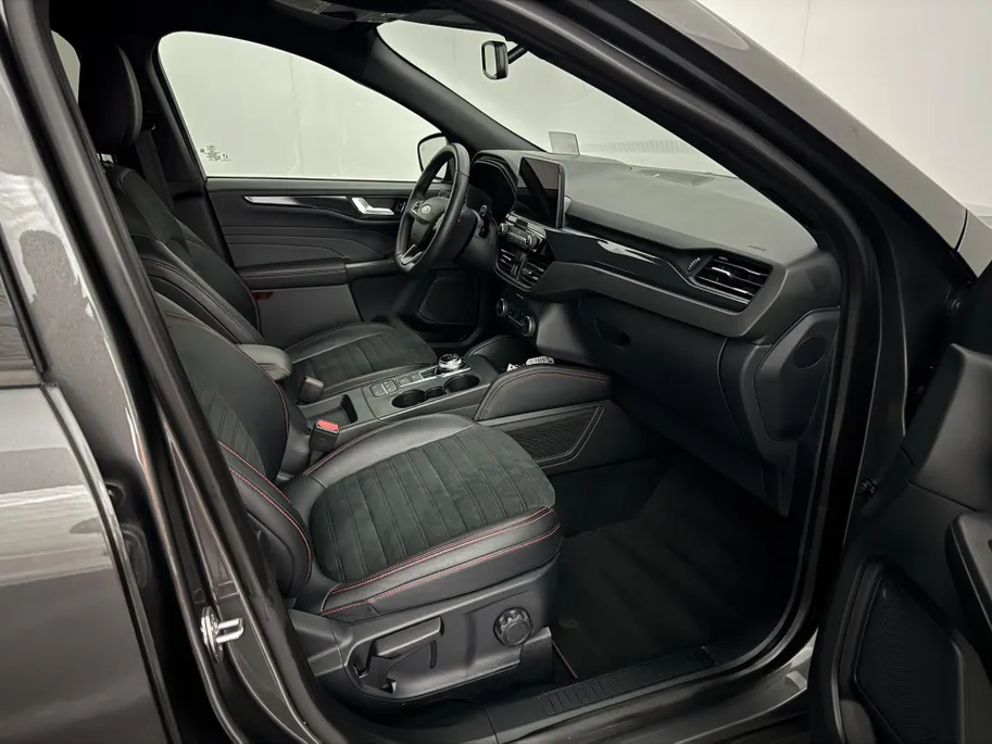 Ford Kuga 2.5 PHEV ST-Line X | Winterpack | Driver Assistance Pack | Technology Pack |