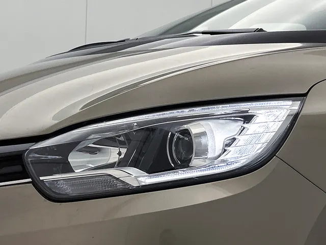 Renault Grand Scénic 1.3 TCe 116PK Limited 1e EIGENAAR | DEALER ONDERHOUDEN | PANORAMDAK | NAVI | PARK. SENSOREN V+A
