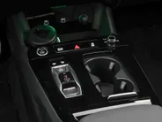 Audi Q6 e-tron S edition performance 100 kWh 306pk · SOH 97,9% · Panoramadak · 360 Camera · Inklap. Trekhaak · Luchtvering · B&O Sound · Head-Up Display · Garantie t/m 15-03-2031 of 100.000km