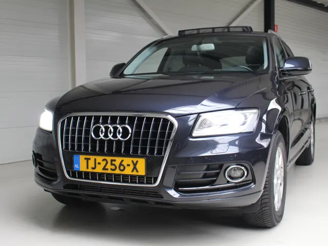 Audi Q5 2.0T Quattro Automaat | Panoramadak | Leder | Trekhaak | Parkeercamera | El. Stoelverstelling
