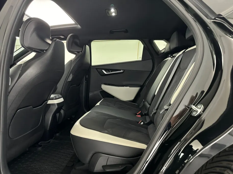 Kia EV6 GT-Line AWD 77.4 kWh 325 PK | 100% SoH | Panoramadak | Trekhaak