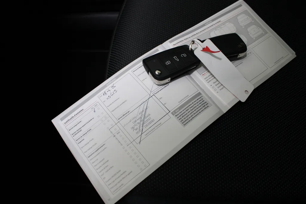 SEAT Ateca 1.4 EcoTSI Style Business Intense / Camera / Full led / Keyless / Navi. /