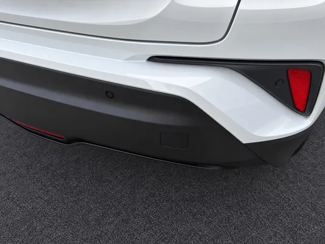 Toyota C-HR 1.8 Hybrid Style Bi-Tone | Parkeersensoren | Stoelverwarming