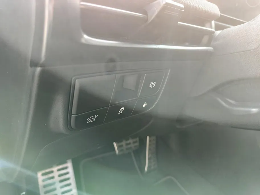 Hyundai Tucson 1.6 T-GDI PHEV N Line | Als nieuw! | Vol opties! | Climate Control | Incl. 12 maanden garantie, APK, Onderhoudsbeurt etc. Premiumpakket gratis! |