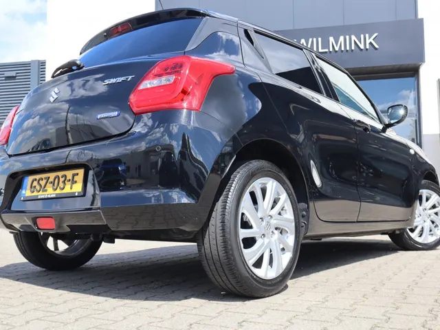 Suzuki Swift 1.2 Select Hybrid Adaptive Cruise | Carplay