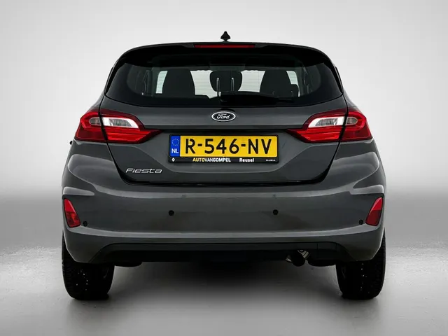 Ford Fiesta Trend 86PK | LM VELGEN | VERWARMDE VOORRUIT | PARK. SENSOREN