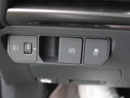 Kia EV2 GT-Line 61 kWh | Stuur-/stoelverwarming + ventilatie | 360 Camera | Schuifdak | Geheugenstoel | 19' LM | Dodehoek detectie | Telefoonlader |