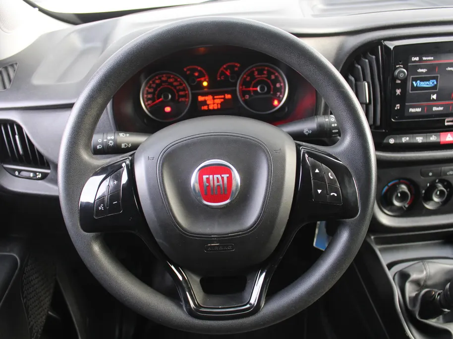 Fiat Doblò Cargo 1.6 MJ L1H1 S Trekking | Navi | Cruise | Airco | Parkeersensoren achter | Apple Carplay/Android Auto | Dealeronderhouden |