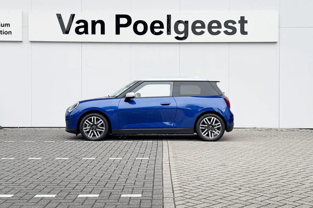 MINI Cooper 3-deurs Electric Cooper SE Favoured M 54.2 kWh