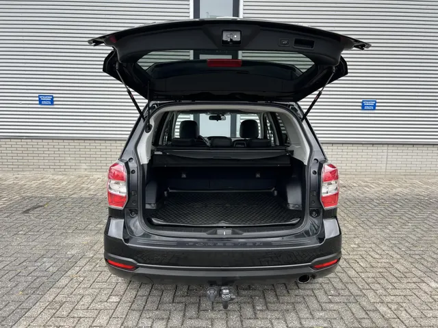 Subaru Forester 2.0 Executive Automaat | Cito Onderhouden & Geleverd | Navigatie | Trekhaak | Elek. Schuif/Kantel Dak | Parkeersensoren Voor