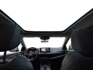 Nissan QASHQAI N-Connecta 158PK AUTOMAAT | Navigatie | Google Built-in | Adaptive Cruise Control | Climate Control | 360 camera | Parkeersensoren rondom | Lichtmetalen velgen | Panorama dak |