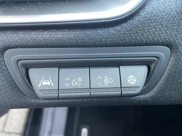 Mitsubishi Colt 1.6 HEV Intense +