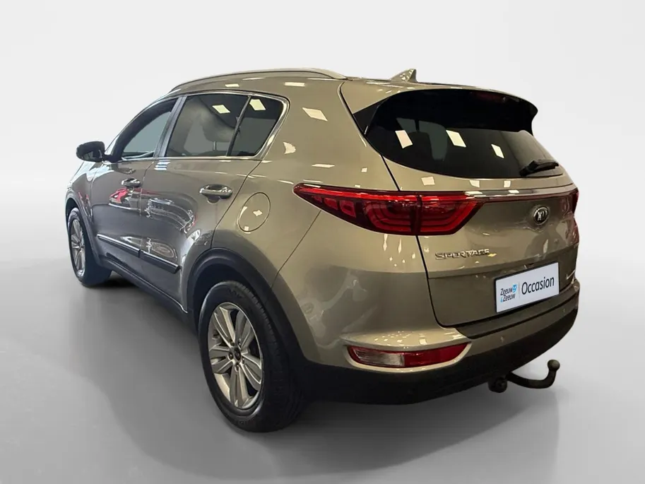 Kia Sportage 1.6 GDI DynamicLine | Trekhaak | Navigatie | Cruise Control | Climate Control | Lichtmetalen Velgen |