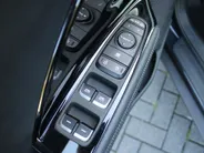 Kia Niro 1.6 GDi Hybrid DynamicPlusLine | Stuur-/stoelverwarming | Camera | Leer | Navi | Clima | Cruise adapt. | Keyless | 16' LM |