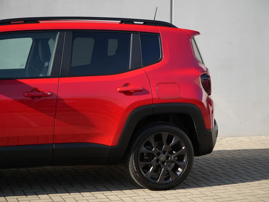 Jeep Renegade 4xe 240 PK Hybrid S | Leder | Navi | Winter | LED | Camera | 19'
