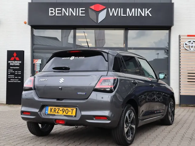 Suzuki Swift 1.2 Style Smart Hybrid
