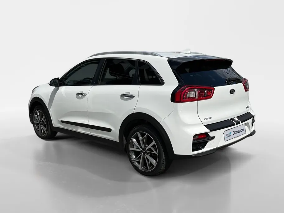 Kia e-Niro ExecutiveLine 64 kWh | Cruise Control | Climate Control | Camera | Navigatie | Stoelverwarming | Stoelventilatie | Stuurverwarming |