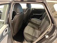 Kia Ceed Sportswagon 1.0 T-GDi DynamicLine | All-season banden | BTW-auto | Achteruitrijcamera | Parkeersensoren voor- en achter | Navi | Apple/Android Carplay | Cruise control | Climate control