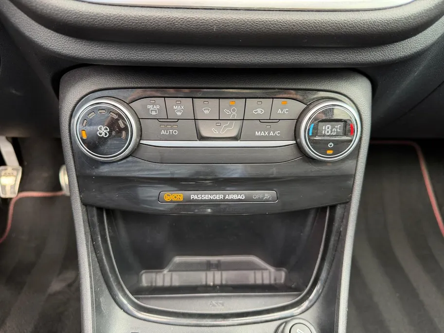 Ford Puma 1.0 EcoBoost Hybrid ST-Line X First Edition | Dealer onderhouden | Panorama dak | Adapt. Cruise control | BLIS | B&O | Elektr. achterklep | Draadloos opladen mobiel | 19' lichtmetalen velgen | Bovag garantie |