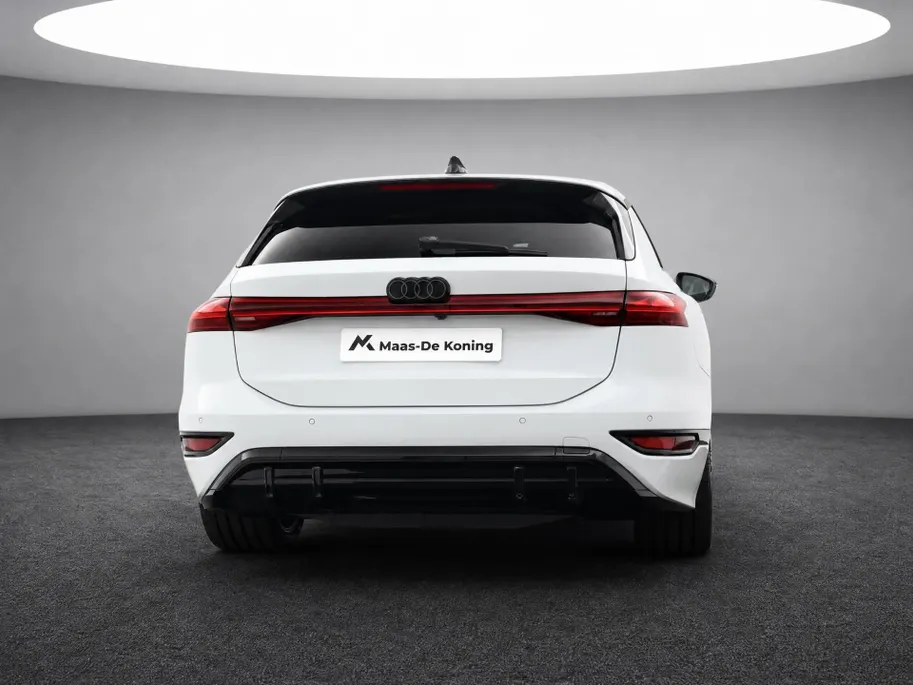 Audi A6 e-tron S edition 83 kWh 286 PK · Tech Pro · 21' LM Velgen · Bang & Olufsen Sound · Panorama-glasdak · Privacy glas · Head up display · Luchtvering · Servosluiting