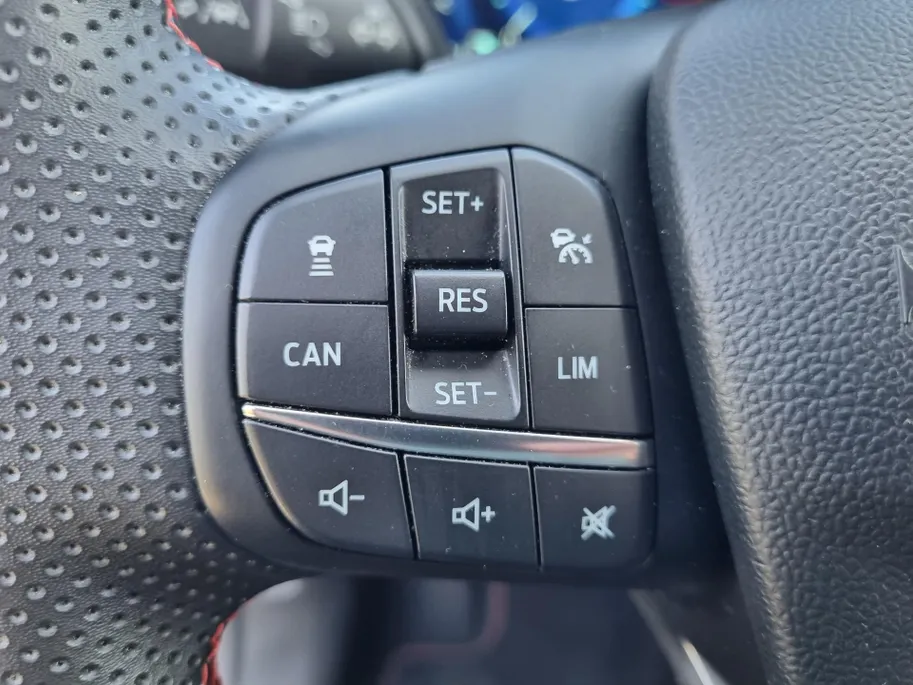 Ford Puma 1.0 EcoBoost Hybrid1 125 pk ST-Line Navigatie - Apple Carplay/ Android Auto - Driver Assistance Pack - Afneembare Trekhaak