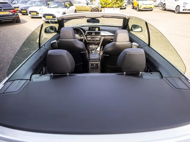 BMW 4 Serie Cabrio 440i High Executive | Head Up Display | Apple Carplay