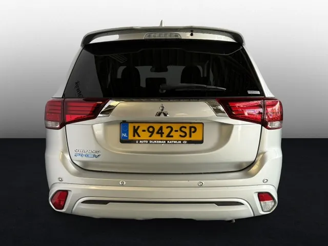 Mitsubishi Outlander 2.4 PHEV Pure+