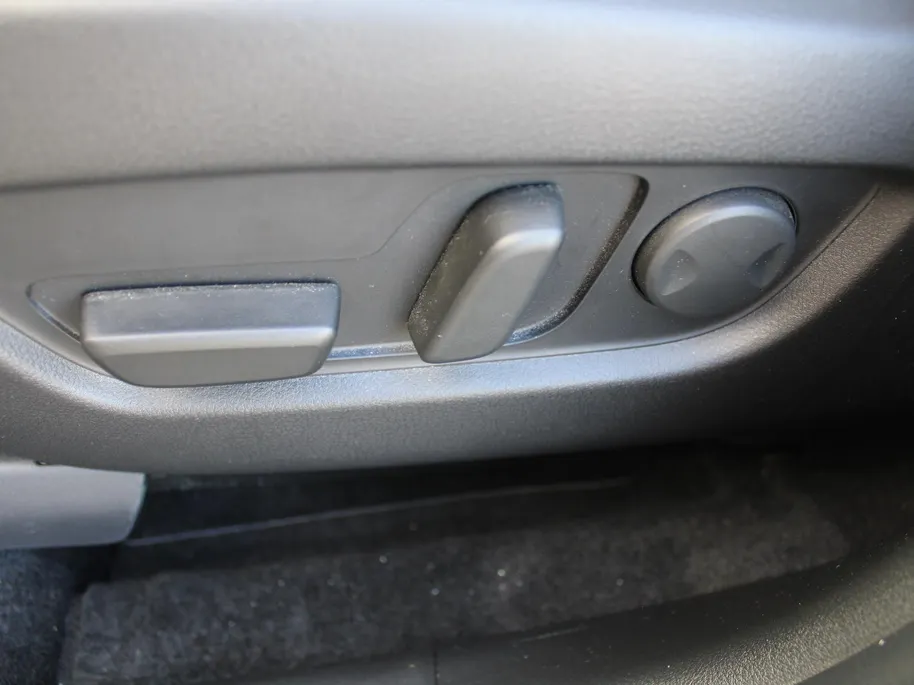 Mazda CX-80 2.5 e-SkyActiv PHEV Homura Plus | Trekhaak | Stuur-/stoelverwarming + ventilatie | 360 Camera | Schuifdak | Elek. stoelverst. | 20' LM | Leer | 7-zits |