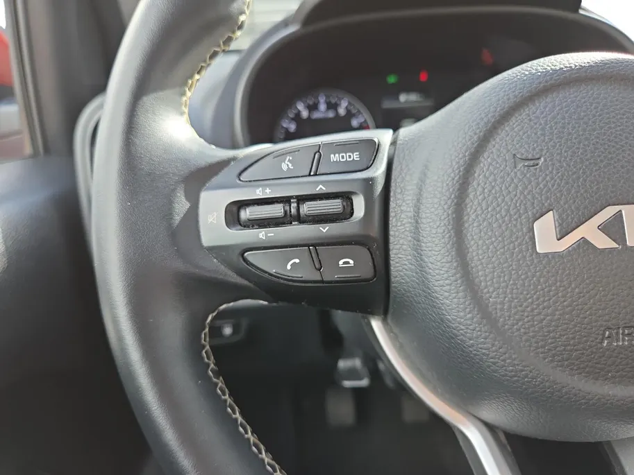 Kia Picanto 1.0i DynamicLine 1e Eigenaar | Dealer onderhouden | Camera | Apple Carplay & Android Auto | Metallic lak | Lichtmetalen velgen | Fabrieksgarantie | NAP