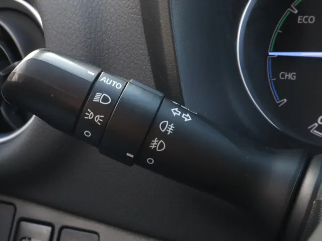 Toyota Yaris 1.5 Hybrid Y20 Exclusive Bi-tone Cruise | Camera |Navi