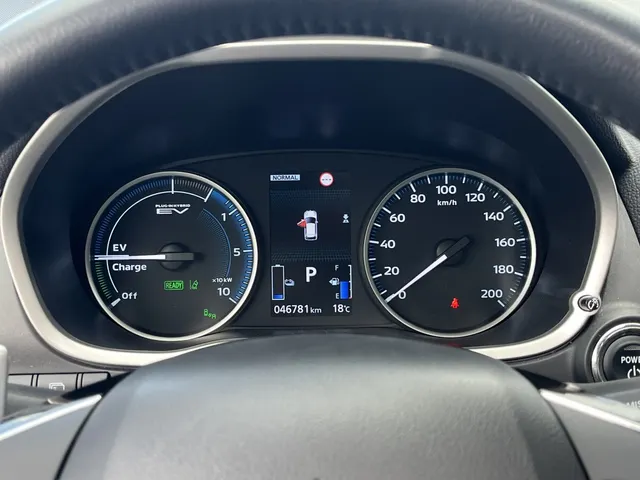 Mitsubishi Eclipse Cross 2.4 PHEV Instyle+ | Panoramadak | Trekhaak | All Seasons