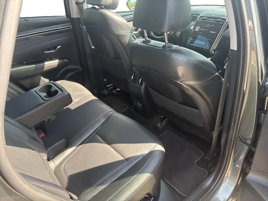 Hyundai Tucson 1.6 T-GDI PHEV Premium Sky 4WD | Schuif- kanteldak | Stoelverwarming | Stoelverkoeling | Leder