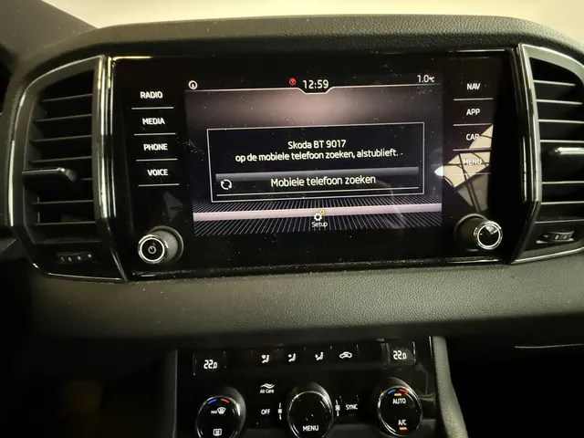 Škoda Karoq 1.5 TSI ACT Amb.Bus. NL auto | Navigatie