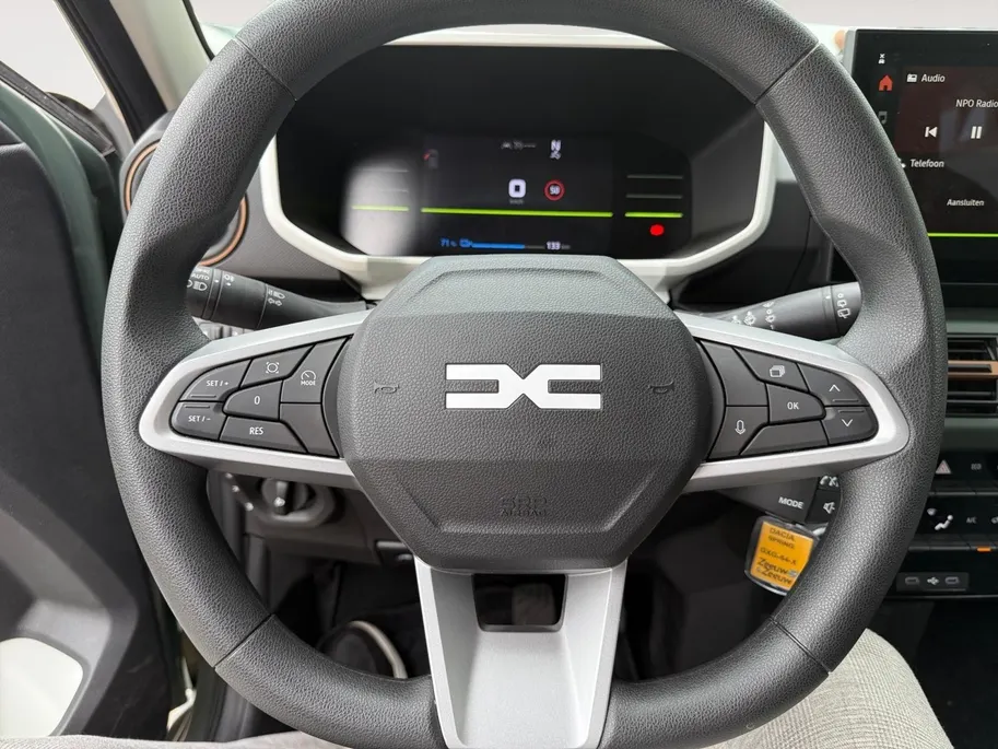 Dacia Spring Extreme 65 26.8 kWh AUTOMAAT CAMERA CRUISE CONTROL APPLE CARPLAY ANDROID AUTO ZEER MOOIE AUTO METEEN RIJDEN