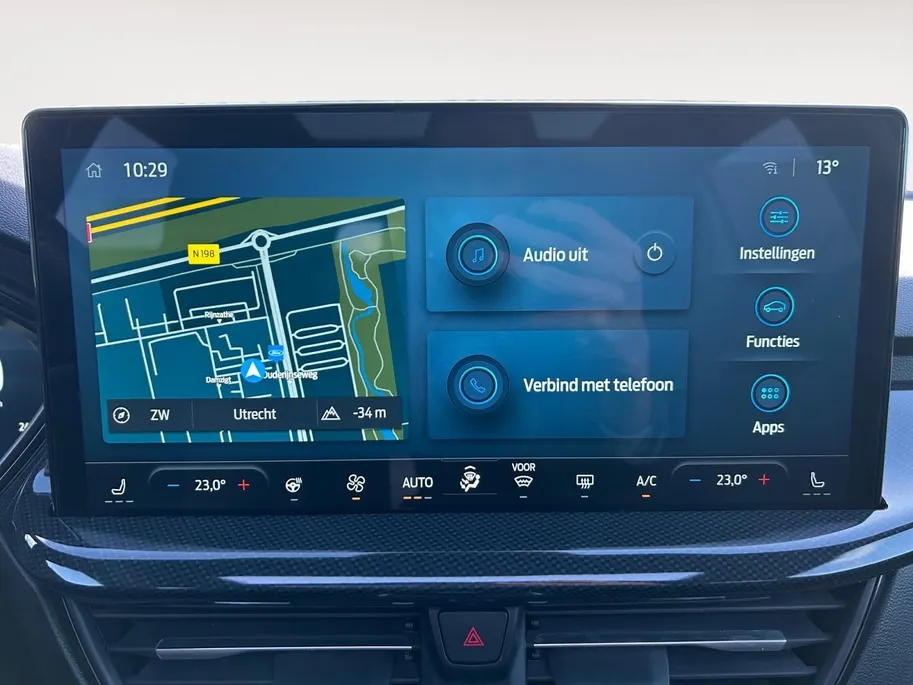 Ford Focus Wagon 1.0 EcoBoost Hybrid ST Line X | Automaat | Schuif/Kantel Dak | B&O Audio | Stoel/Stuur/Voorruitverwarming | Parkeer Camera | Dodehoek Detectie | Apple Carplay/Android Auto |