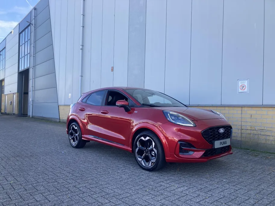 Ford Puma 1.0 EcoBoost Hybrid ST-Line X Automaat Fantastic Red - Driver Assistance Pack - Winter Pack