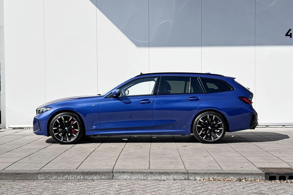 BMW 3 Serie Touring 330i xDrive M-Sport Pro