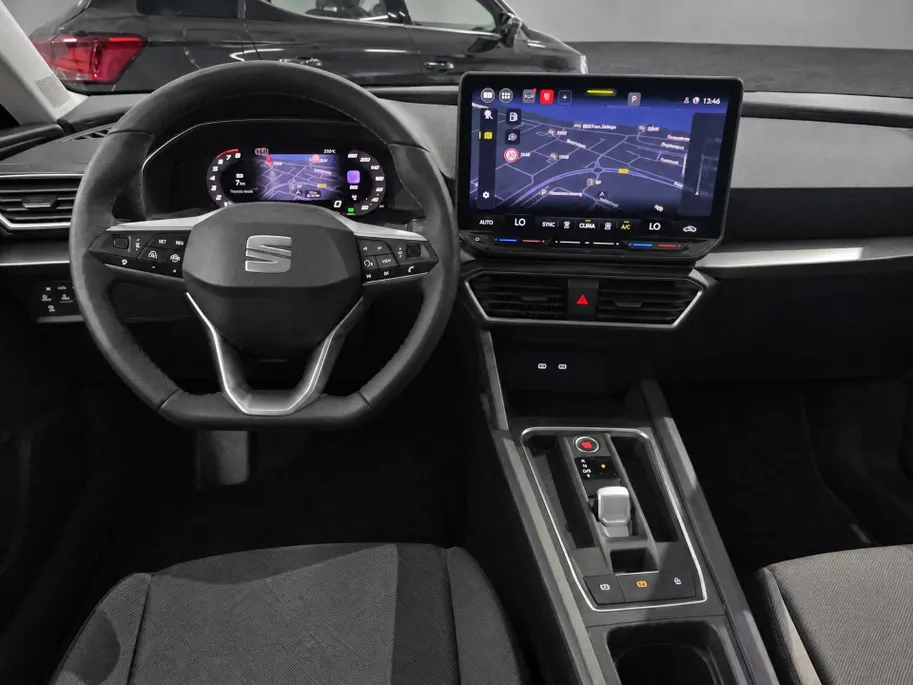 SEAT Leon Sportstourer Style Business Intense 1.5 eTSI 115 PK DSG Station