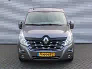 Renault Master T33 2.3 dCi L2H2 Stop & Start | Automaat | Trekhaak | Camera | Airco | Navi | Cruise | 16' LM | PDC | Licht-/regensensor | Volledig betimmerd |