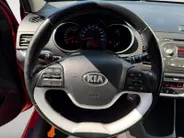 Kia Picanto 1.0 DynamicLine | Dealer onderhouden |Climate control & cruise control | Bluetooth | Lichtmetalen velgen | Metallic lak | Fabrieksgarantie | NAP