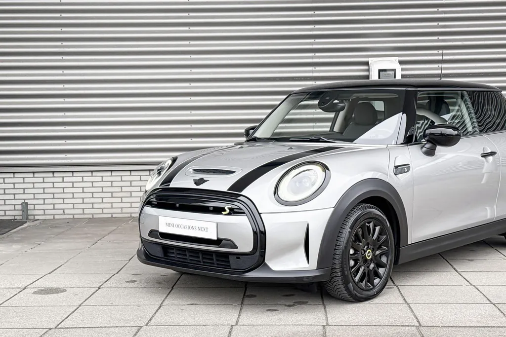 MINI Cooper 3-deurs Electric Business Edition 33 kWh