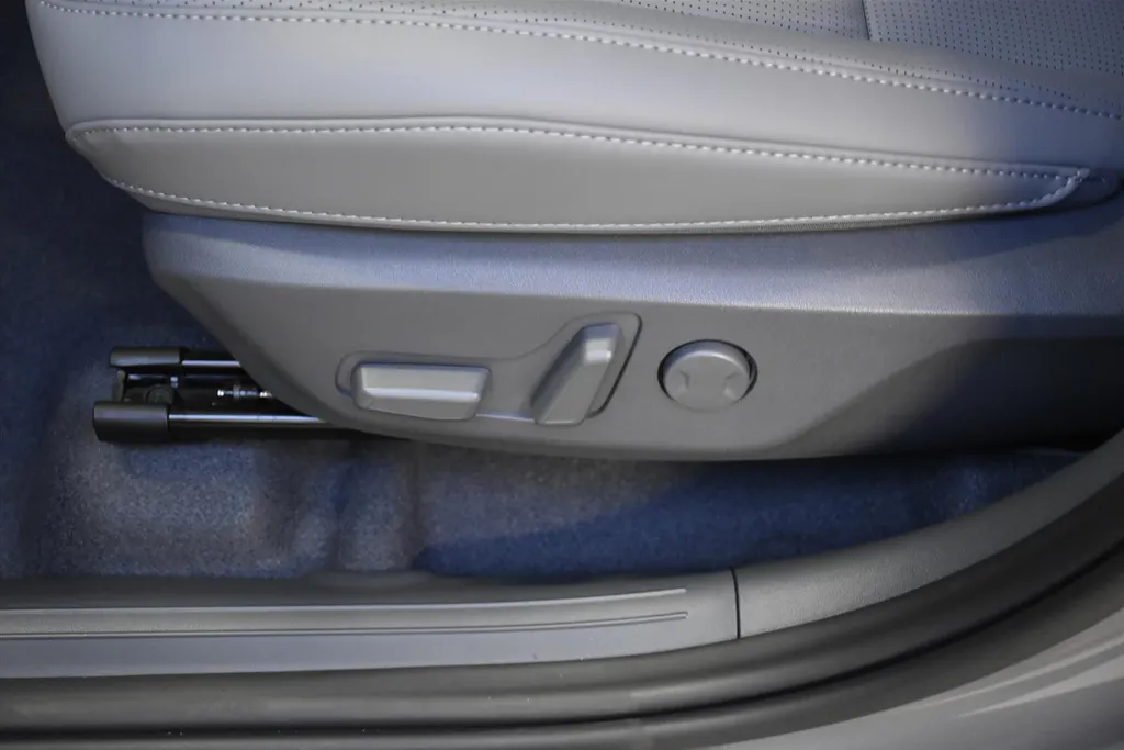 Kia EV3 58,3 kWh 204pk Plus Advanced