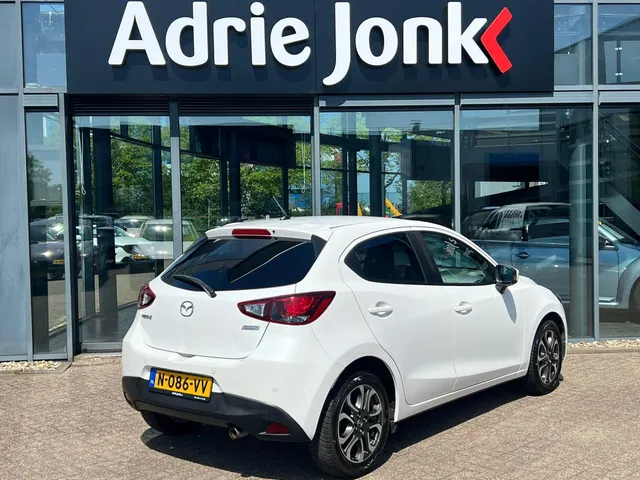 Mazda 2 1.5 Skyactiv-G GT-M NAVIGATIE | PARKEER SENSOREN | CLIMATE CONTROLE | STOELVERWARMING |