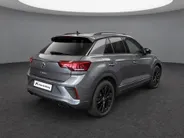 Volkswagen T-Roc 1.5 TSI 150pk DSG R-Line · Camera · Apple/Android Car Play · Navigatie · Stoel-& Stuurverwarming · Elek. Achterklep · Dodehoek Detectie · 18'' Inch ·