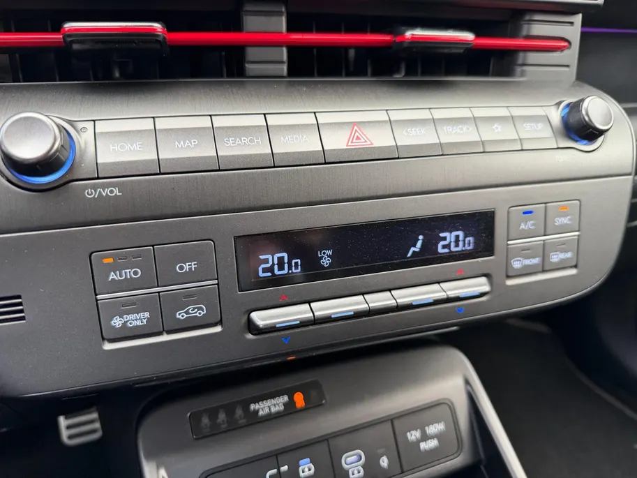 Hyundai Kona 1.6 GDI HEV N Line | Navigatie| Stoelverwarming/koeling |Elektrisch verstelbare stoelen met gegeugen| Elektrische achterklep| 360 graden camera|