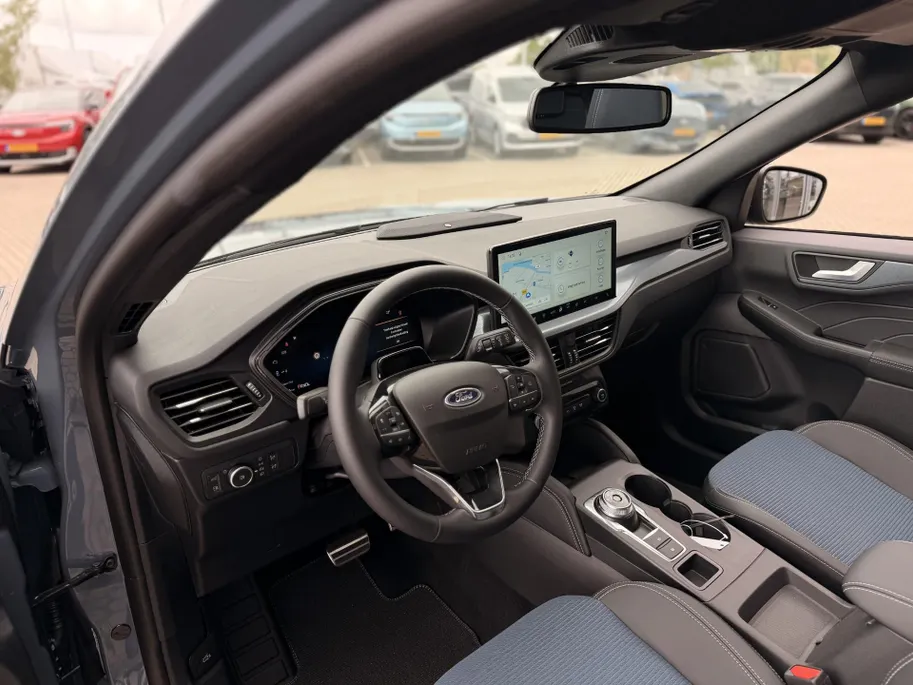 Ford Kuga 2.5 PHEV BlueCruise Edition UIT VOORRAAD I PANORAMADAK | 20'' FORD PERF VELGEN | AUTONOOM RIJDEN | WEG KLAPBARE TREKHAAK | WINTER PACK | B&O SOUNDSYSTEM I
